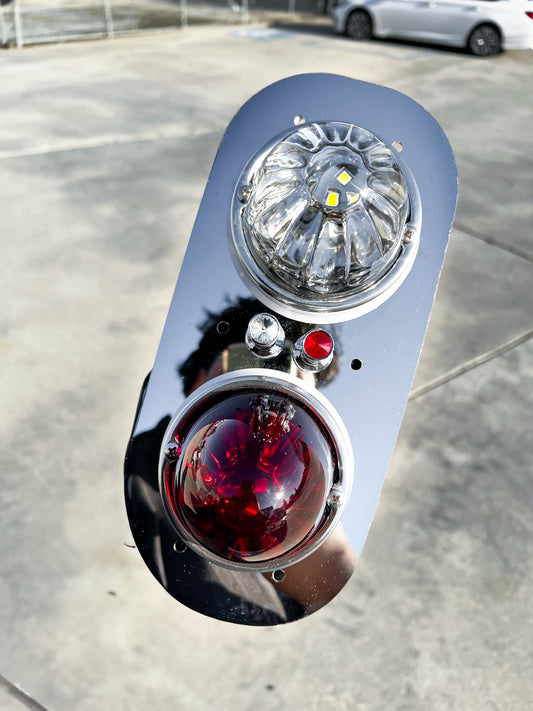 Custom Red/White Interior Dome Lights (389 Peterbilt)